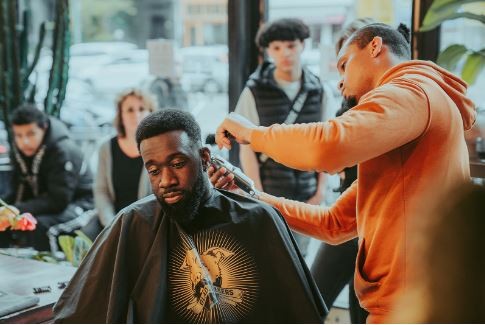 Workshop Black & Mixed Hair – Barber College