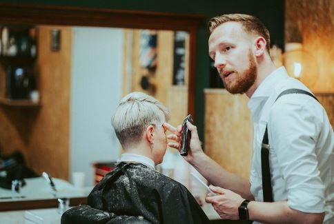 Workshop Wo-men Short Hair – Barber College