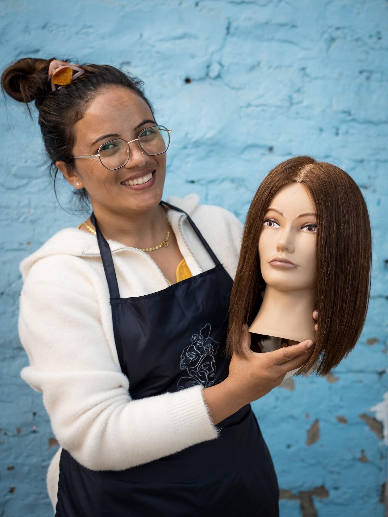 Hairdressers Without Borders heeft zojuist een training van twee weken afgerond